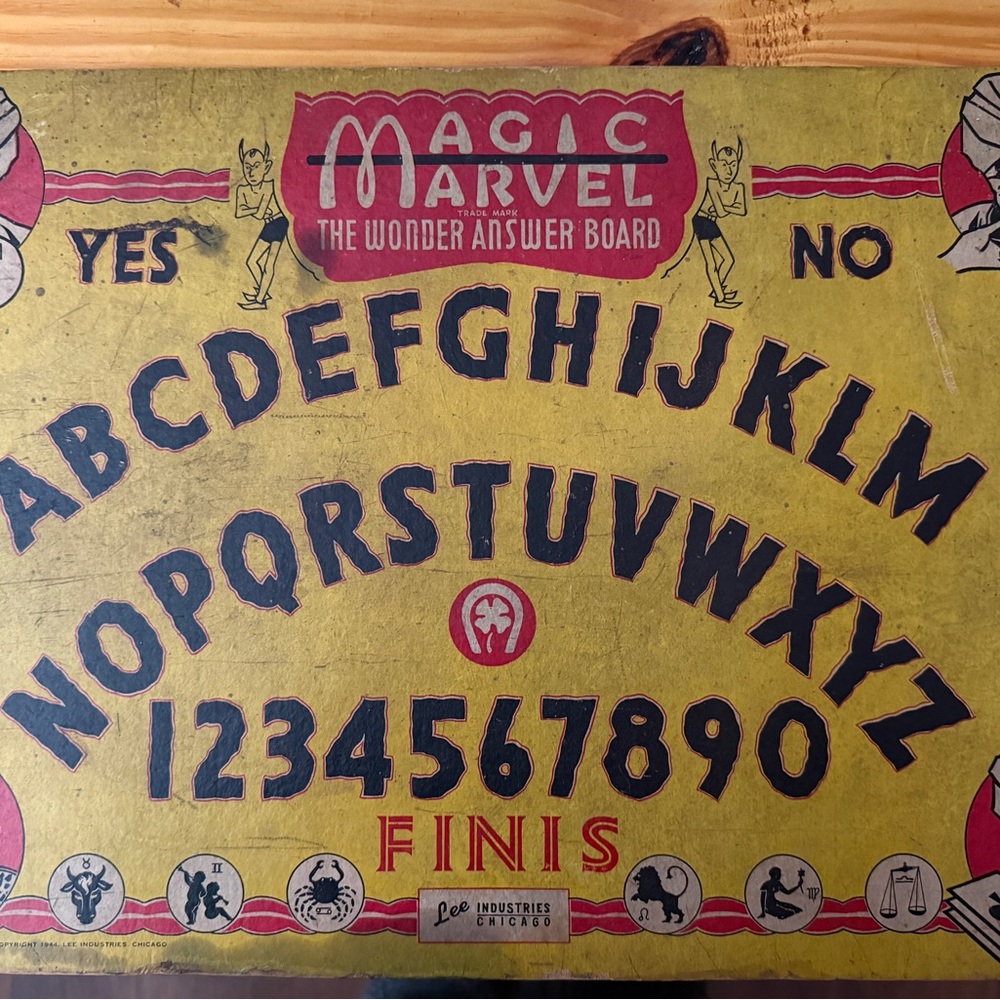 RARE 1944 Magic Marvel: The Wonder Answer Board - Antique Ouija Board